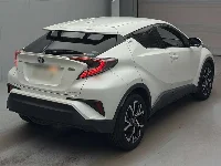 Цена авто Toyota C-HR с аукционов Японии, номер кузова ZYX10, пробег 95 000, оценка 2