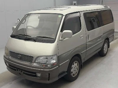 TOYOTA HIACE