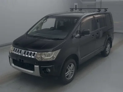 MITSUBISHI DELICA D5