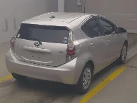 Цена авто Toyota Aqua с аукционов Японии, номер кузова NHP10, пробег 107 000, оценка 2