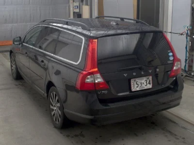 VOLVO V70
