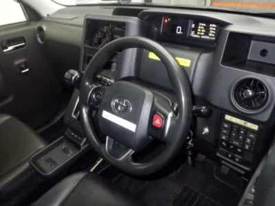 TOYOTA JPN TAXI