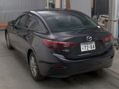 MAZDA AXELA