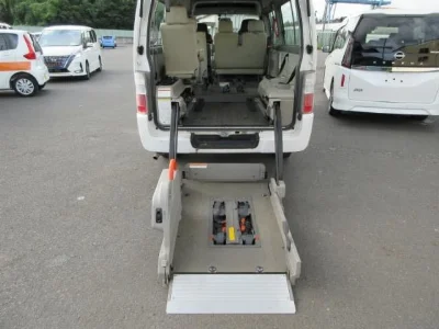 NISSAN CARAVAN