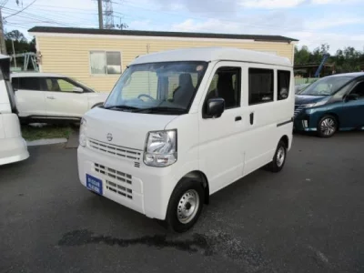 NISSAN CLIPPER VAN