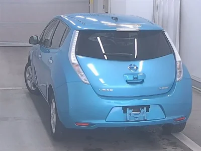 NISSAN LEAF