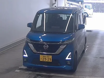 NISSAN ROOX