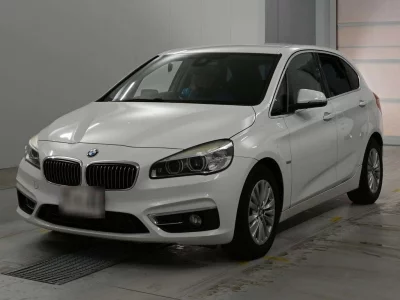 BMW 2 SERIES