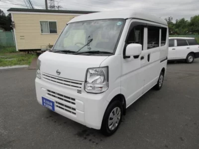 NISSAN CLIPPER VAN