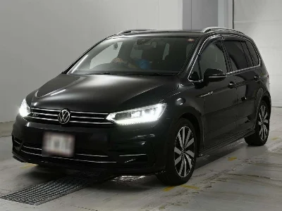 VOLKSWAGEN GOLF TOURAN