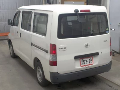 TOYOTA TOWN ACE VAN