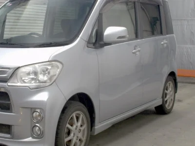 DAIHATSU TANTO EXE