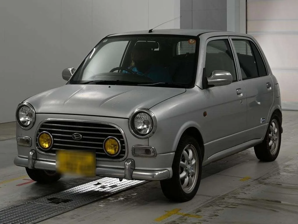 Daihatsu Mira 2000