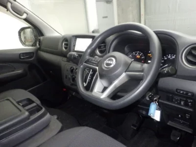 NISSAN CARAVAN