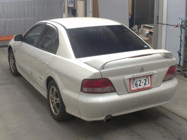 Mitsubishi Galant  с аукциона в Японии