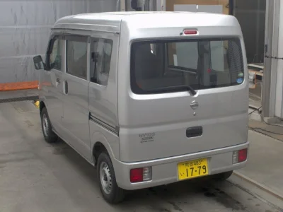 NISSAN CLIPPER VAN