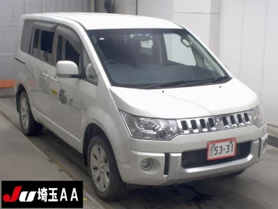 MITSUBISHI DELICA D5
