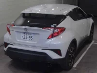 Цена авто Toyota C-HR с аукционов Японии, номер кузова NGX50, пробег 87 000, оценка 8