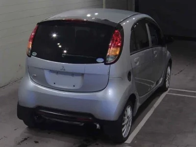 MITSUBISHI I