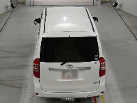 Цена авто Toyota Noah с аукционов Японии, номер кузова ZRR70G, пробег 99 000, оценка 6