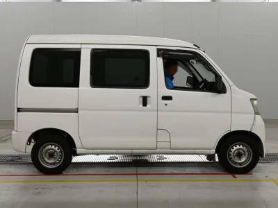 SUBARU SAMBAR VAN