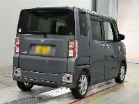Toyota Pixis Mega