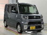 Toyota Pixis Mega