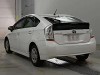Цена авто Toyota Prius с аукционов Японии, номер кузова ZVW30, пробег 81 000, оценка 6
