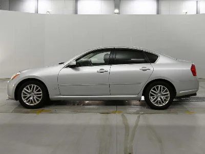 NISSAN FUGA