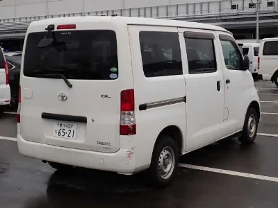 TOYOTA LITE ACE VAN