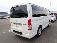 Цена авто Toyota HiAce Van с аукционов Японии, номер кузова GDH206V, пробег 111 000, оценка 8