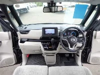 Цена авто Nissan Roox с аукционов Японии, номер кузова B44A, пробег 77 000, оценка 8