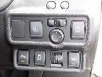 Цена авто Nissan Note с аукционов Японии, номер кузова HE12, пробег 73 000, оценка 2