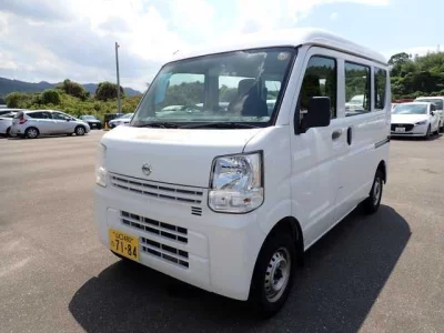 NISSAN CLIPPER VAN