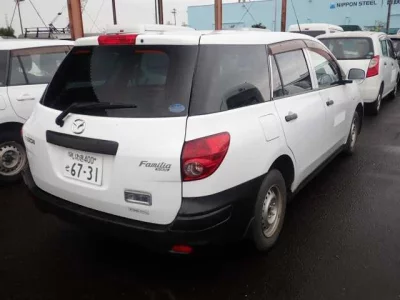 MAZDA FAMILIA VAN