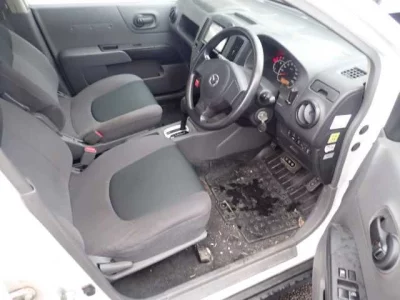 MAZDA FAMILIA VAN