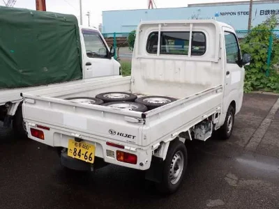 DAIHATSU HIJET TRUCK