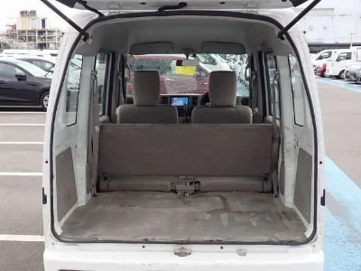 NISSAN CLIPPER VAN