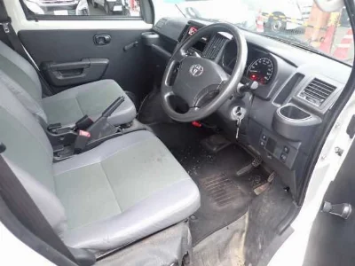 TOYOTA TOWN ACE VAN
