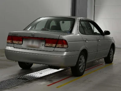 Nissan Sunny