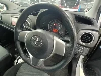 Цена авто Toyota Vitz с аукционов Японии, номер кузова NSP130, пробег 139 000, оценка 2