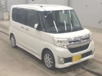 Цена авто Daihatsu Tanto с аукционов Японии, номер кузова LA600S, пробег 92 000, оценка 3