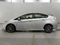 Цена авто Toyota Prius с аукционов Японии, номер кузова ZVW30, пробег 98 000, оценка 7