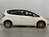 Цена авто Honda Fit с аукционов Японии, номер кузова GE6, пробег 79 000, оценка 8