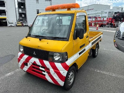 MITSUBISHI MINICAB TRUCK
