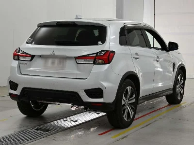 MITSUBISHI RVR