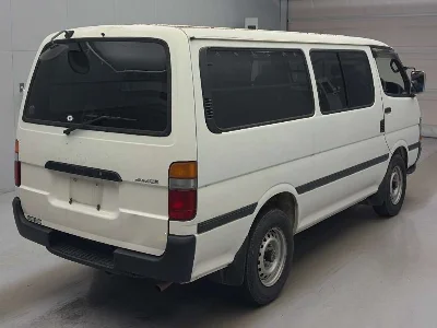 TOYOTA REGIUS VAN
