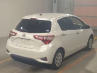 Цена авто Toyota Vitz с аукционов Японии, номер кузова KSP130, пробег 101 000, оценка 8