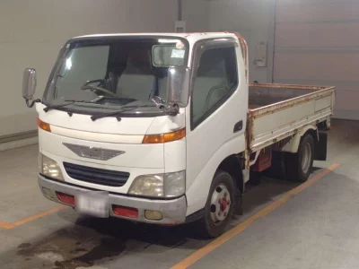 TOYOTA DYNA