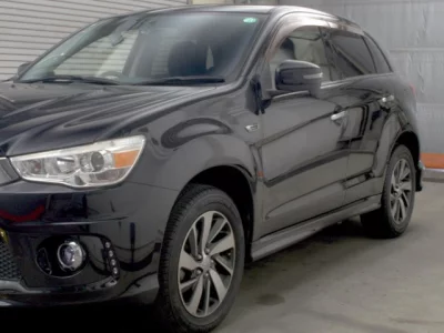 MITSUBISHI RVR